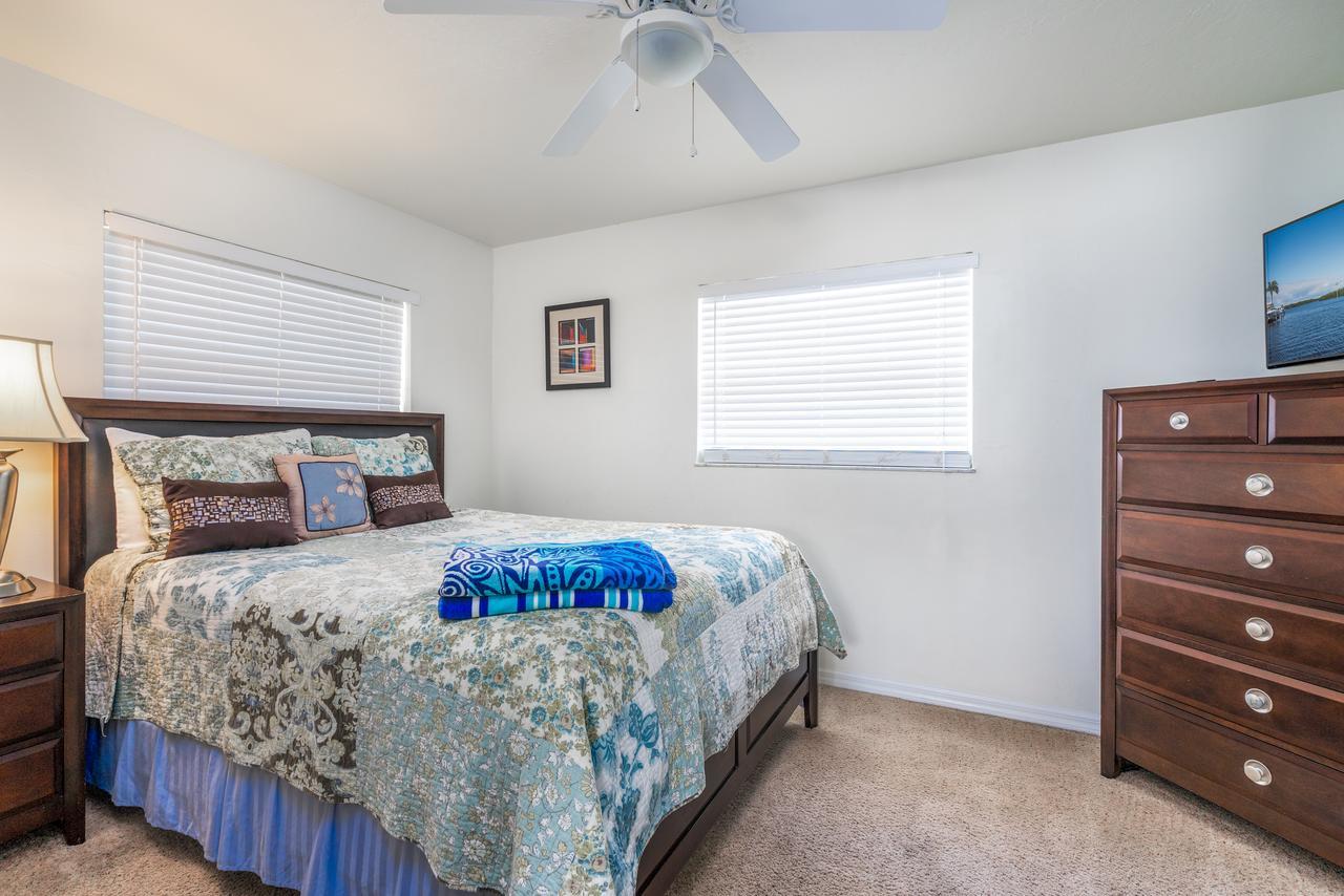 Gulf Breeze Condos Fort Myers Beach Exterior photo